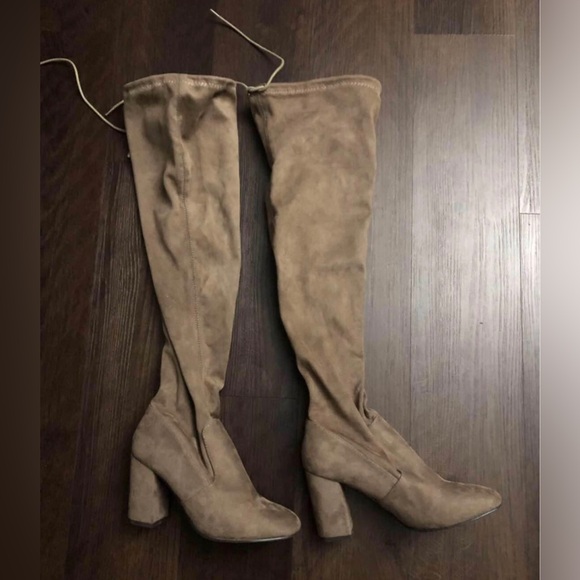 Shoes - BNWT Steve Madden Norri Over The Knee High Heel Boots - Taupe - Size: 38 (8)